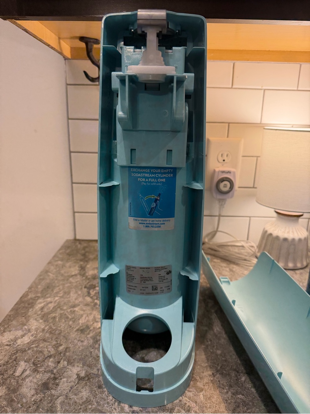 Sodastream set - Sodastream machine, 4 tanks, 3 plastic bottles - Picture 3 of 13